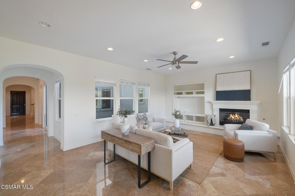 13290 Red Bird Court Moorpark, CA 93021 - Photo 11 of 73