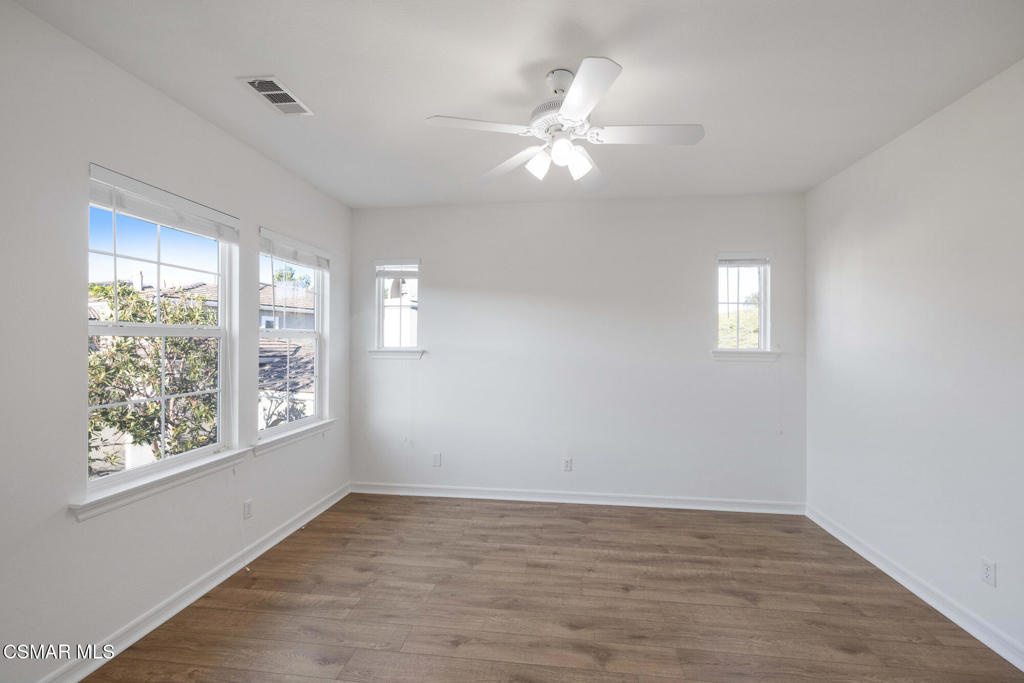 13290 Red Bird Court Moorpark, CA 93021 - Photo 25 of 73