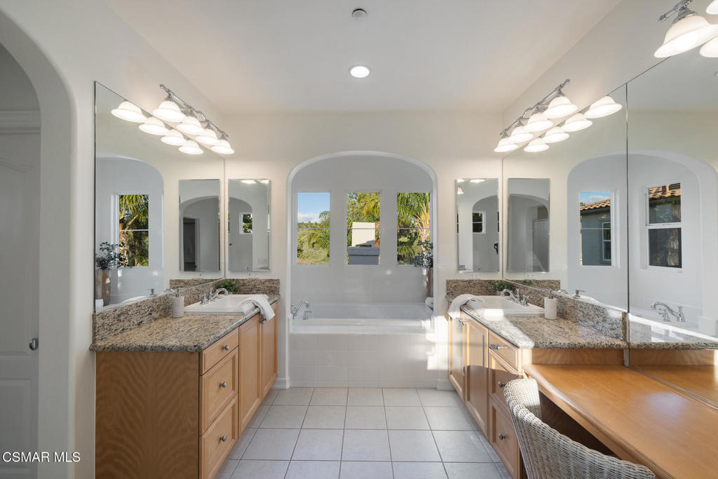 13290 Red Bird Court Moorpark, CA 93021 - Photo 33 of 73