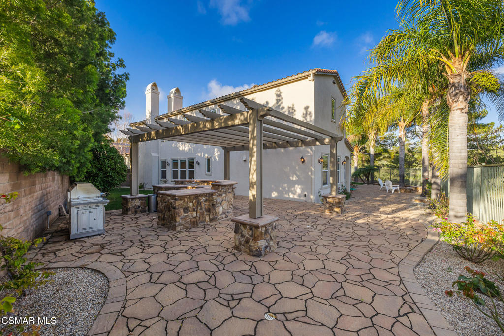 13290 Red Bird Court Moorpark, CA 93021 - Photo 43 of 73