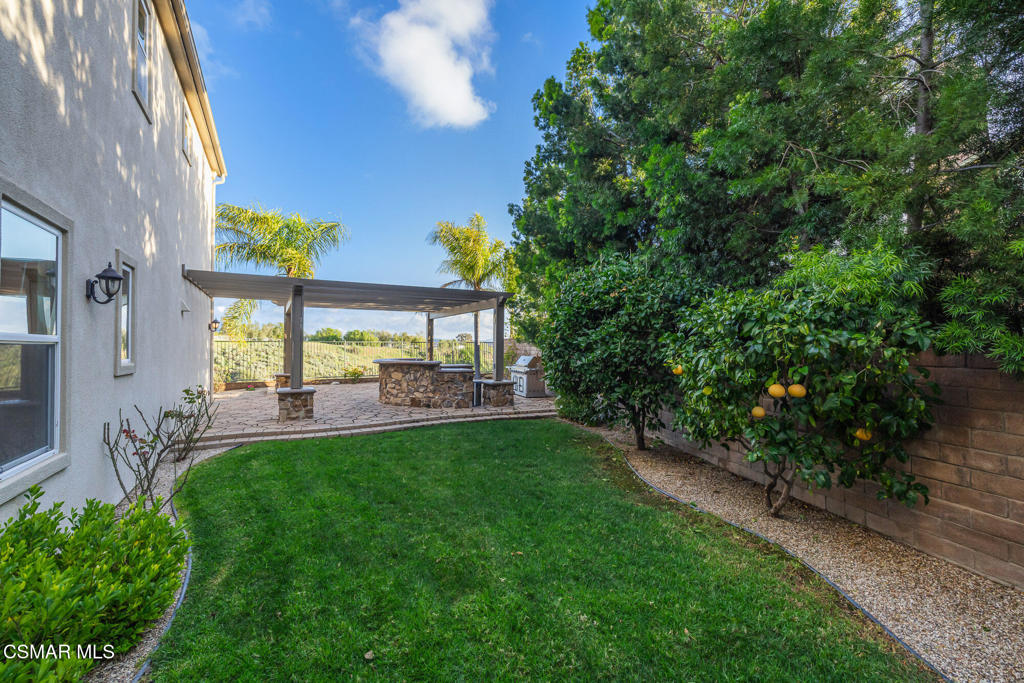 13290 Red Bird Court Moorpark, CA 93021 - Photo 47 of 73