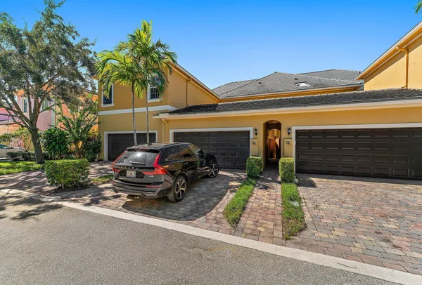 $3,600 | 150 Lismore Lane, Jupiter, FL 33458