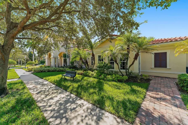 $3,600 | 150 Lismore Lane, Jupiter, FL 33458