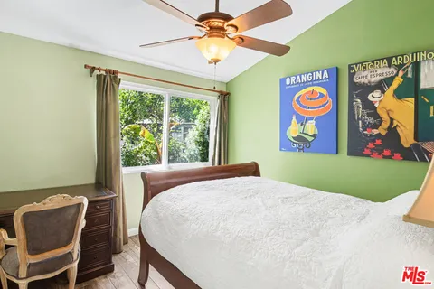 $1,390,000 | 19525 Starfish Lane, Huntington Beach, CA 92648