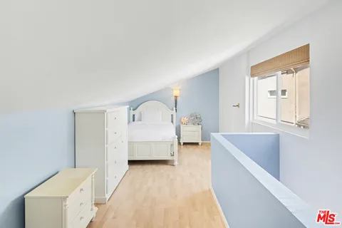 $1,390,000 | 19525 Starfish Lane, Huntington Beach, CA 92648