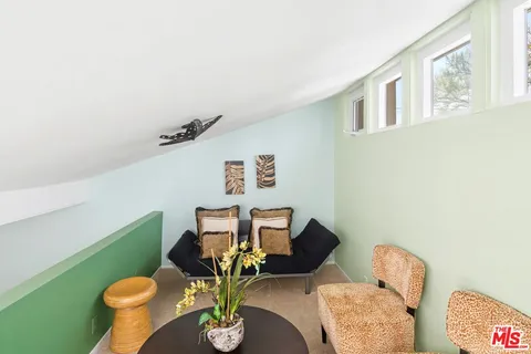 $1,390,000 | 19525 Starfish Lane, Huntington Beach, CA 92648