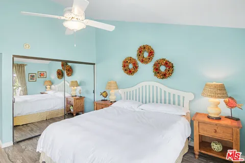 $1,390,000 | 19525 Starfish Lane, Huntington Beach, CA 92648