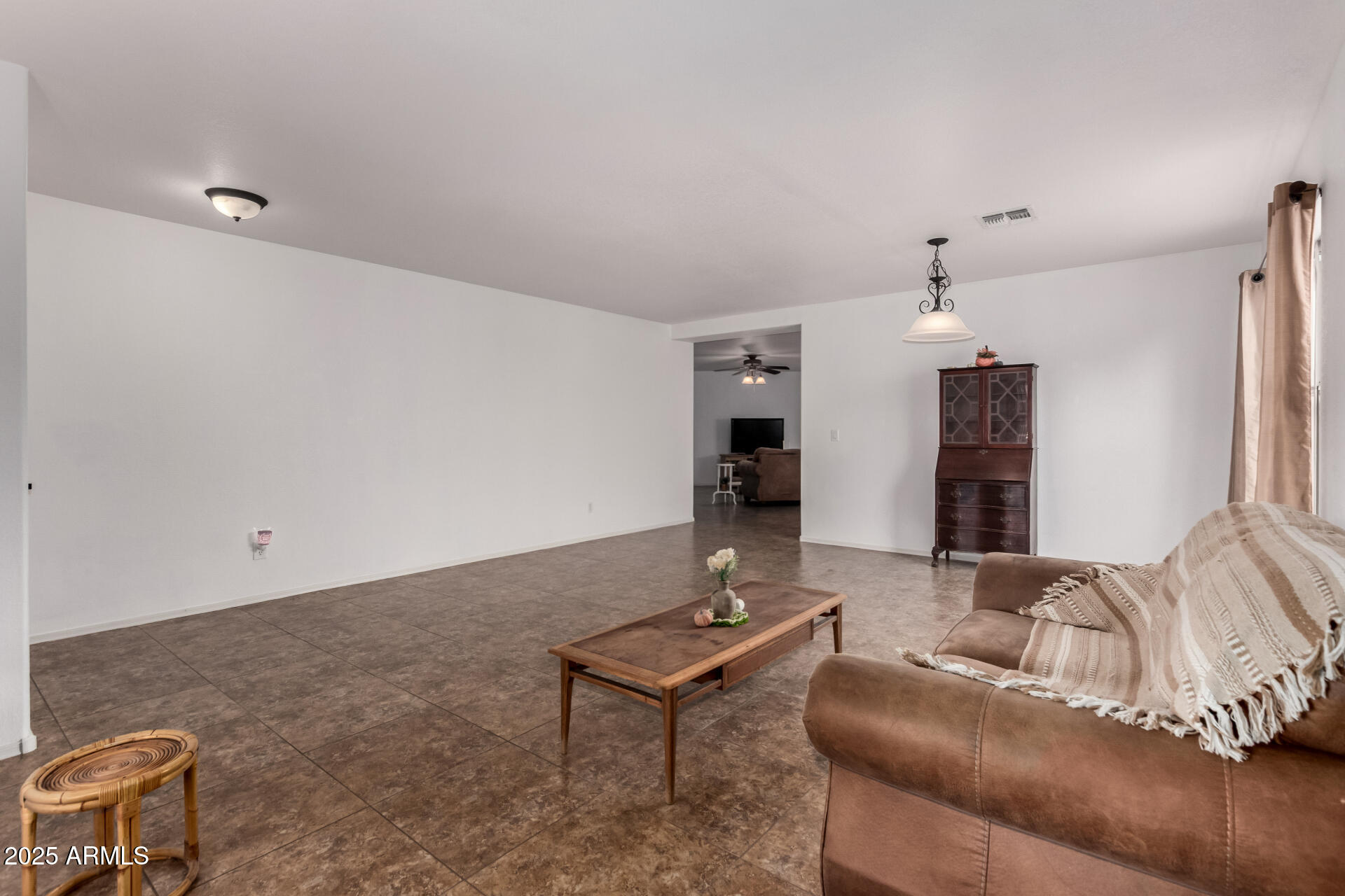3587 East Trigger Way Gilbert, AZ 85297 - Photo 6 of 30 11 - Trigger