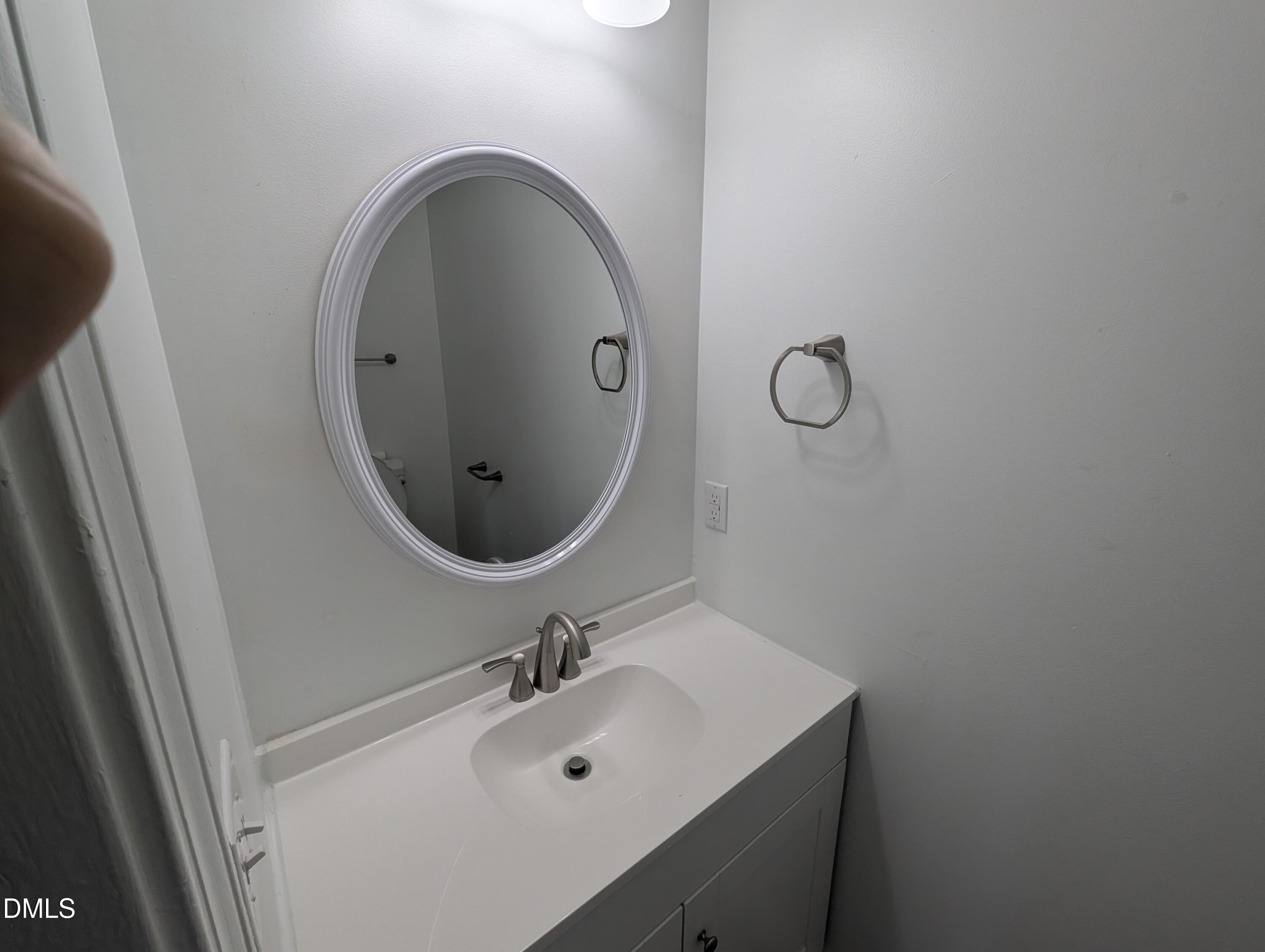 1005 Shades Place Raleigh, NC 27601 - Photo 12 of 18 PXL_20260320_194057062