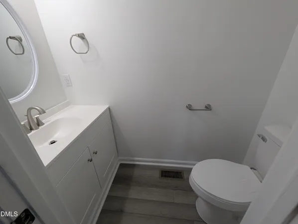 $1,595 | 1005 Shades Place, Raleigh, NC 27601