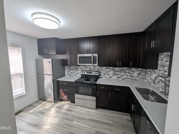 $1,595 | 1005 Shades Place, Raleigh, NC 27601