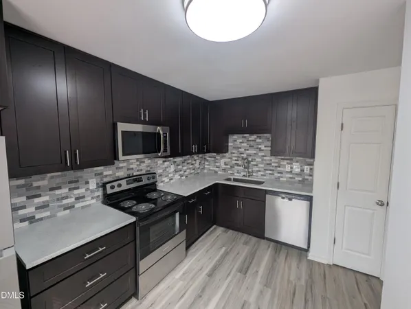 $1,595 | 1005 Shades Place, Raleigh, NC 27601