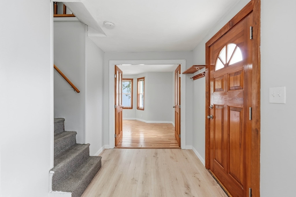 216 Crest Avenue Revere, MA 02151 - Photo 9 of 31 Gallery Image 9