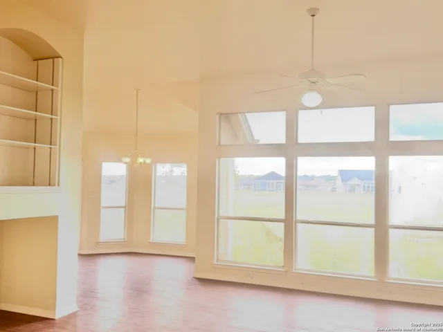 $259,900 | 135 Muirfield Lane, La Vernia, TX 78121