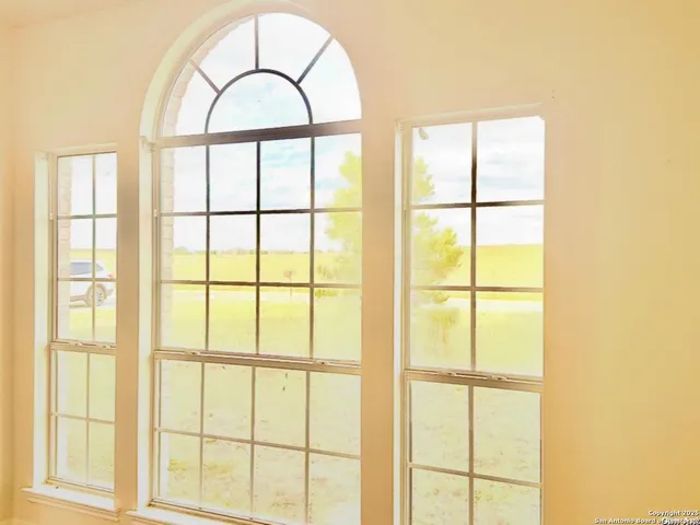 $259,900 | 135 Muirfield Lane, La Vernia, TX 78121