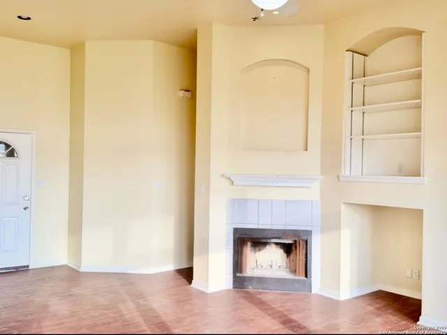 $259,900 | 135 Muirfield Lane, La Vernia, TX 78121