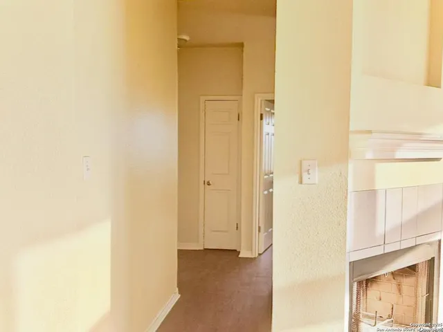 $259,900 | 135 Muirfield Lane, La Vernia, TX 78121