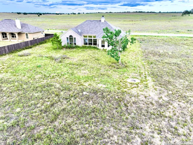 $259,900 | 135 Muirfield Lane, La Vernia, TX 78121