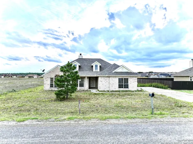 $259,900 | 135 Muirfield Lane, La Vernia, TX 78121