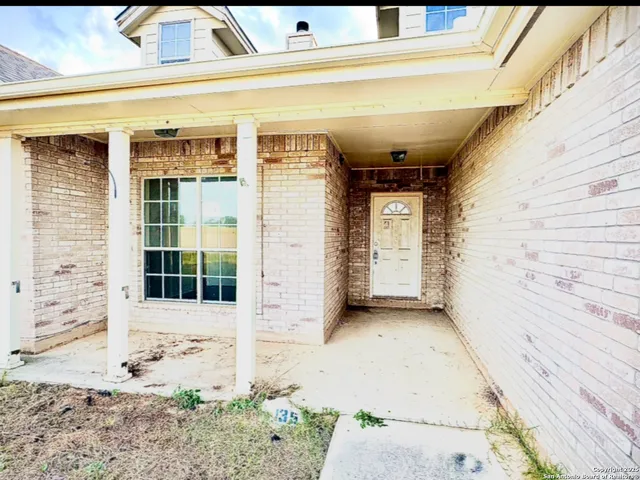 $259,900 | 135 Muirfield Lane, La Vernia, TX 78121