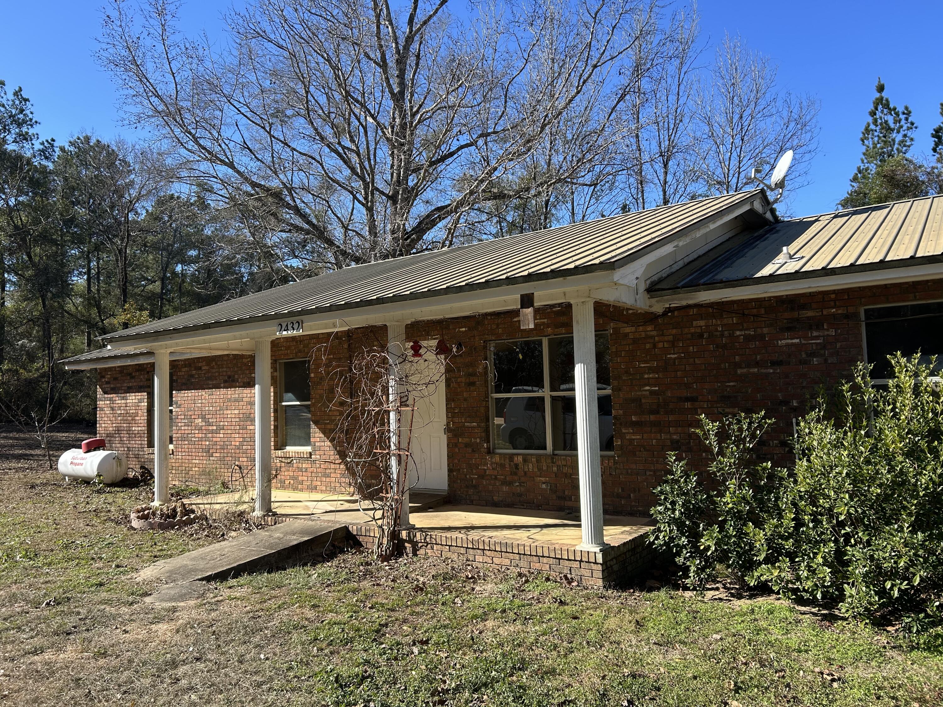 2432 Hardy Skipper Road Ponce de Leon, FL 32455 - Photo 2 of 21 IMG_0990