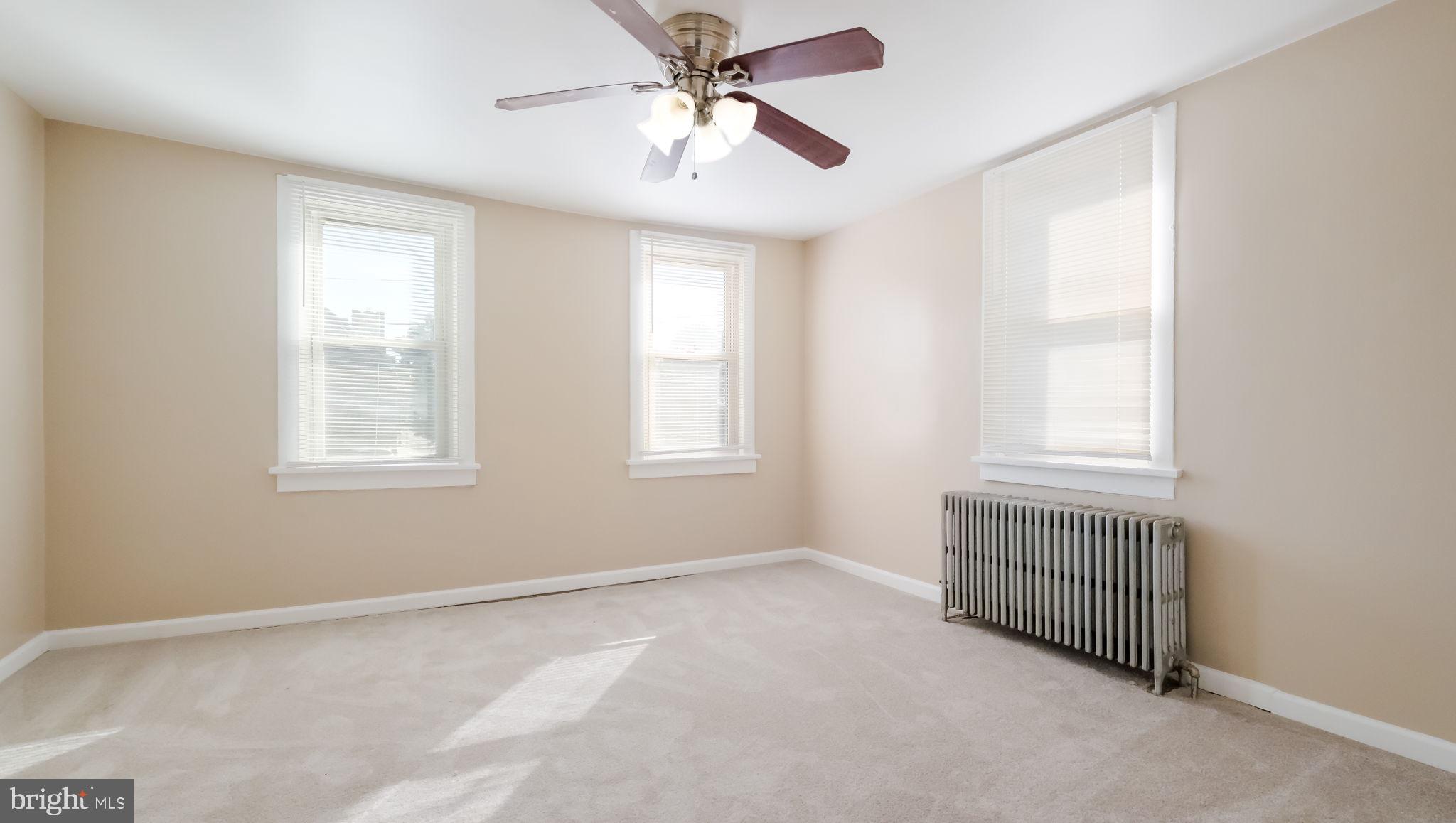 357 Washington Street Bristol, PA 19007 - Photo 21 of 28