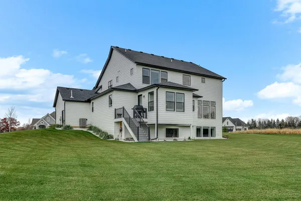 $1,225,000 | 14415 49th Street North, Stillwater, MN 55082