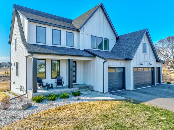 $1,225,000 | 14415 49th Street North, Stillwater, MN 55082