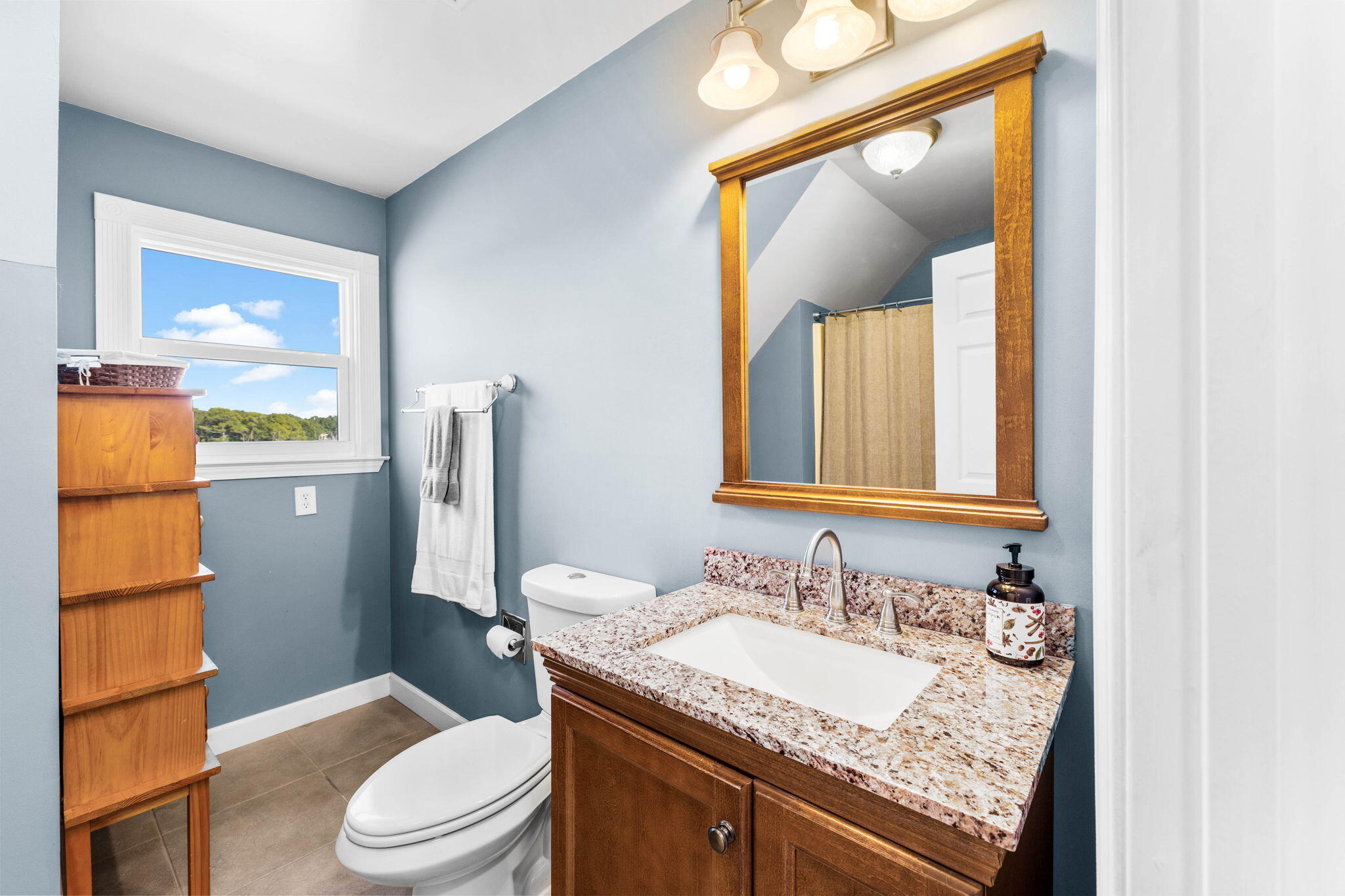 710 Beach Drive Destin, FL 32541 - Photo 36 of 64 Spare Bathroom 1