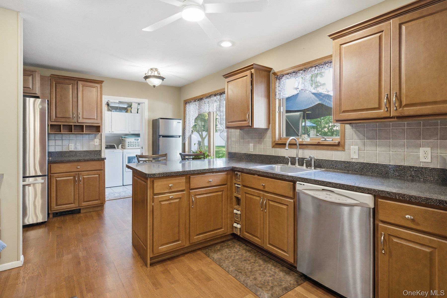 28 Cedar Heights Drive Ridge, NY 11961 - Photo 16 of 30