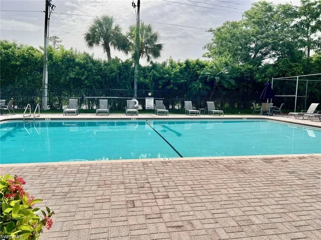 a view of a tennis court