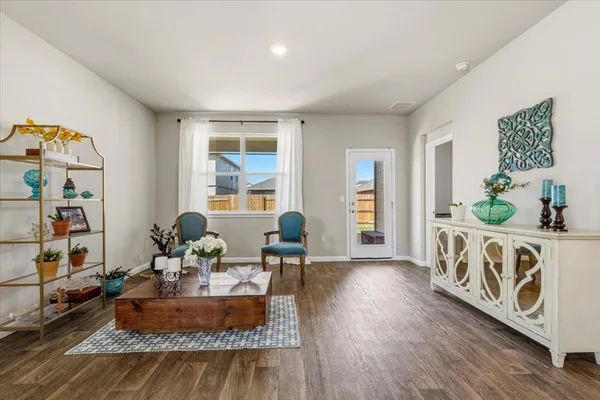 $2,200 | 112 Rainmaker Cove, Bastrop, TX 78602