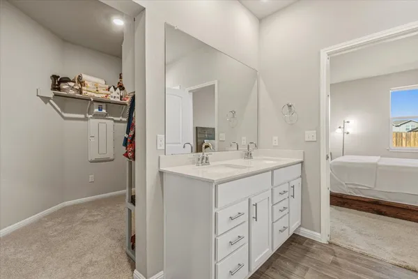 $2,200 | 112 Rainmaker Cove, Bastrop, TX 78602