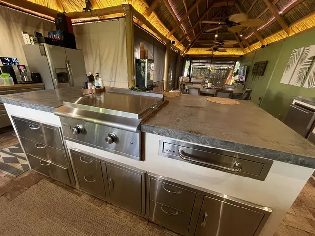 a close view of sink and tap