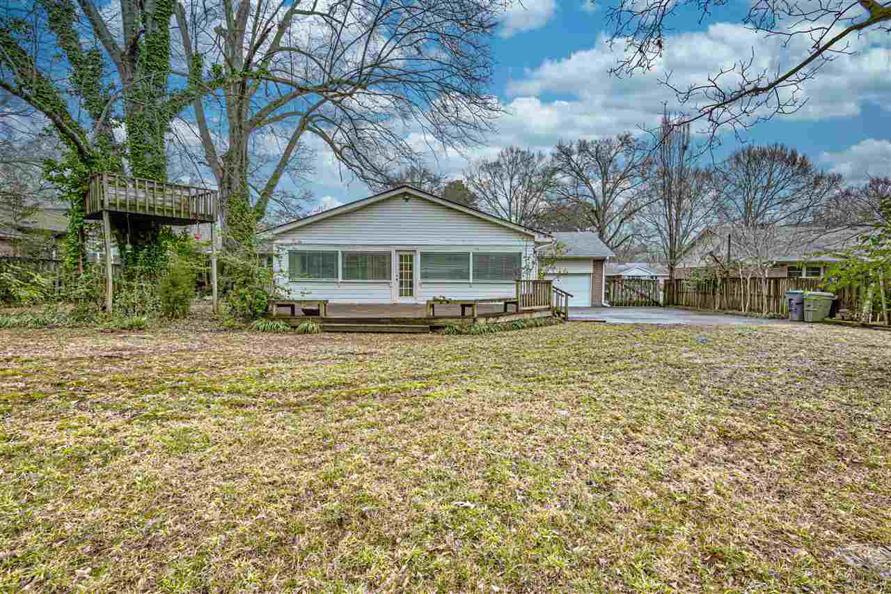 4349 Sequoia Road Memphis, TN 38117 - Photo 2 of 25
