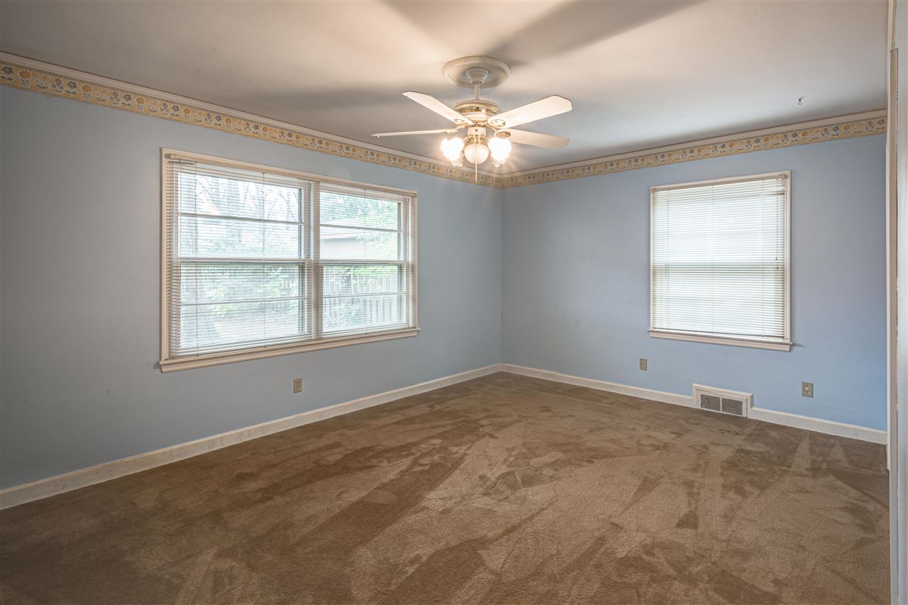 4349 Sequoia Road Memphis, TN 38117 - Photo 7 of 25