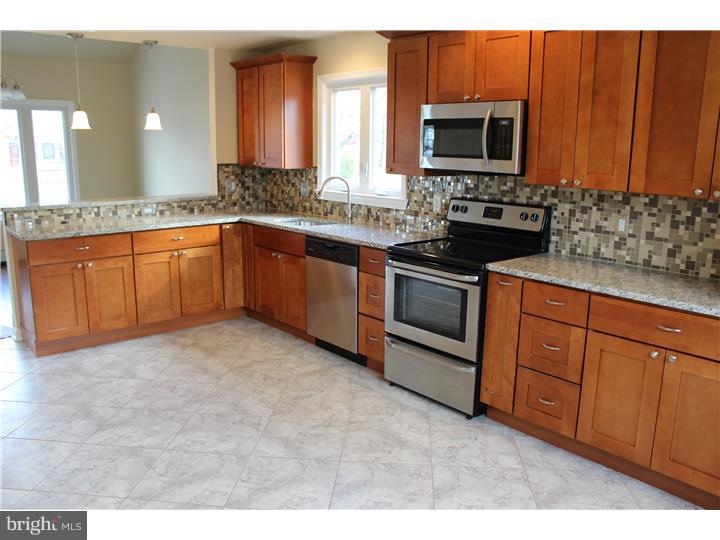 1452 Sinkler Road Warminster, PA 18974 - Photo 6 of 24 Gallery Image 6