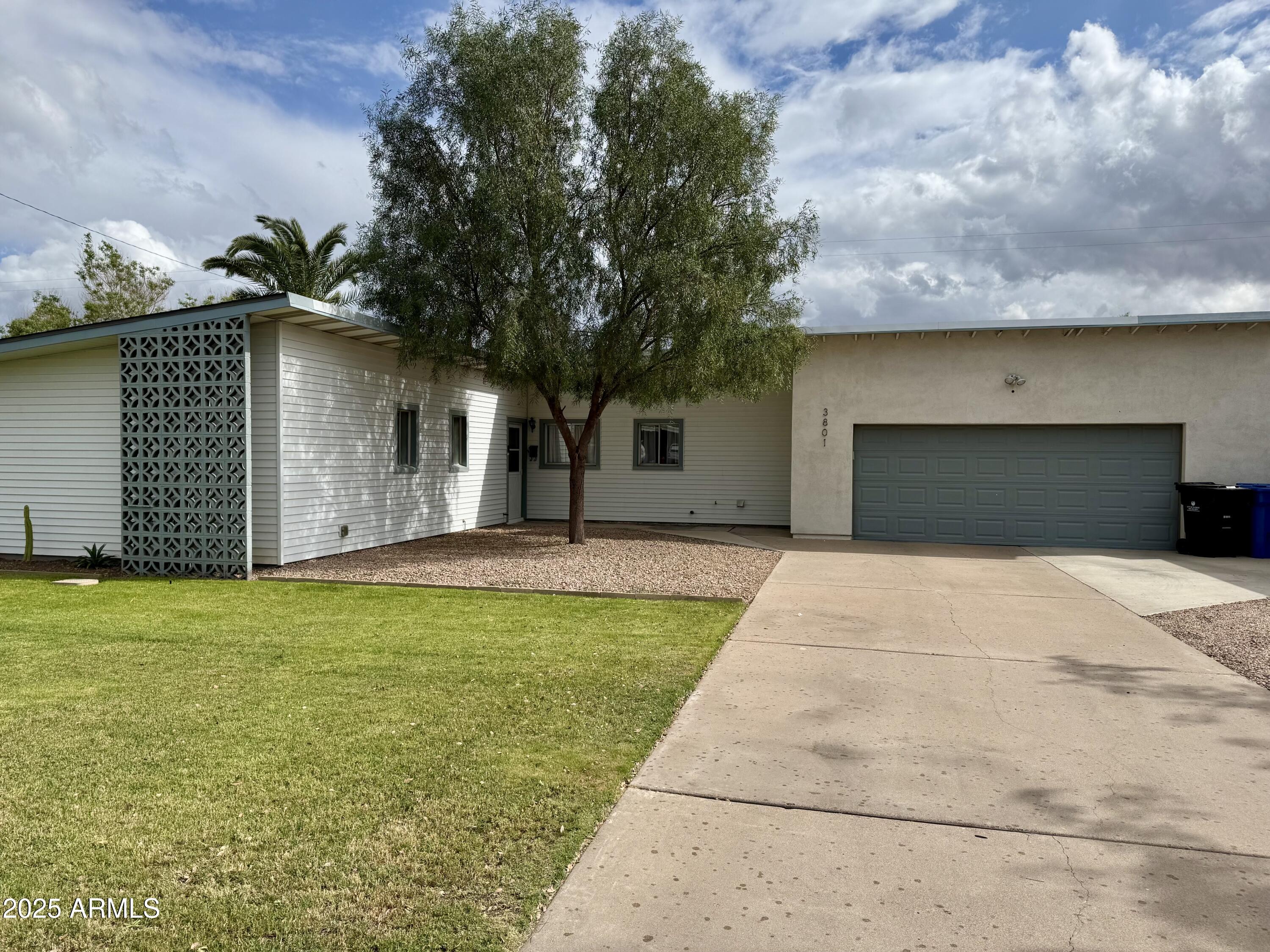3801 West Ocotillo Road Phoenix, AZ 85019 - Photo 5 of 47 IMG_6372
