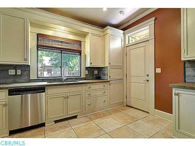 1598 Bryden Road Columbus, OH 43205 - Photo 8 of 30