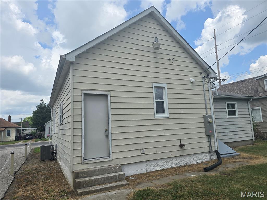 419 State Street Dupo, IL 62239 - Photo 3 of 27 Gallery Image 3