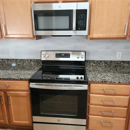 $3,600 | 3048 Chessington Drive, Land O Lakes, FL 34638