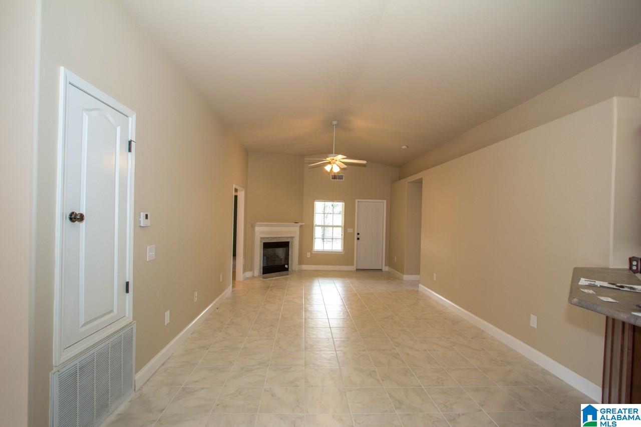134 Ivy Trace Calera, AL 35040 - Photo 4 of 48
