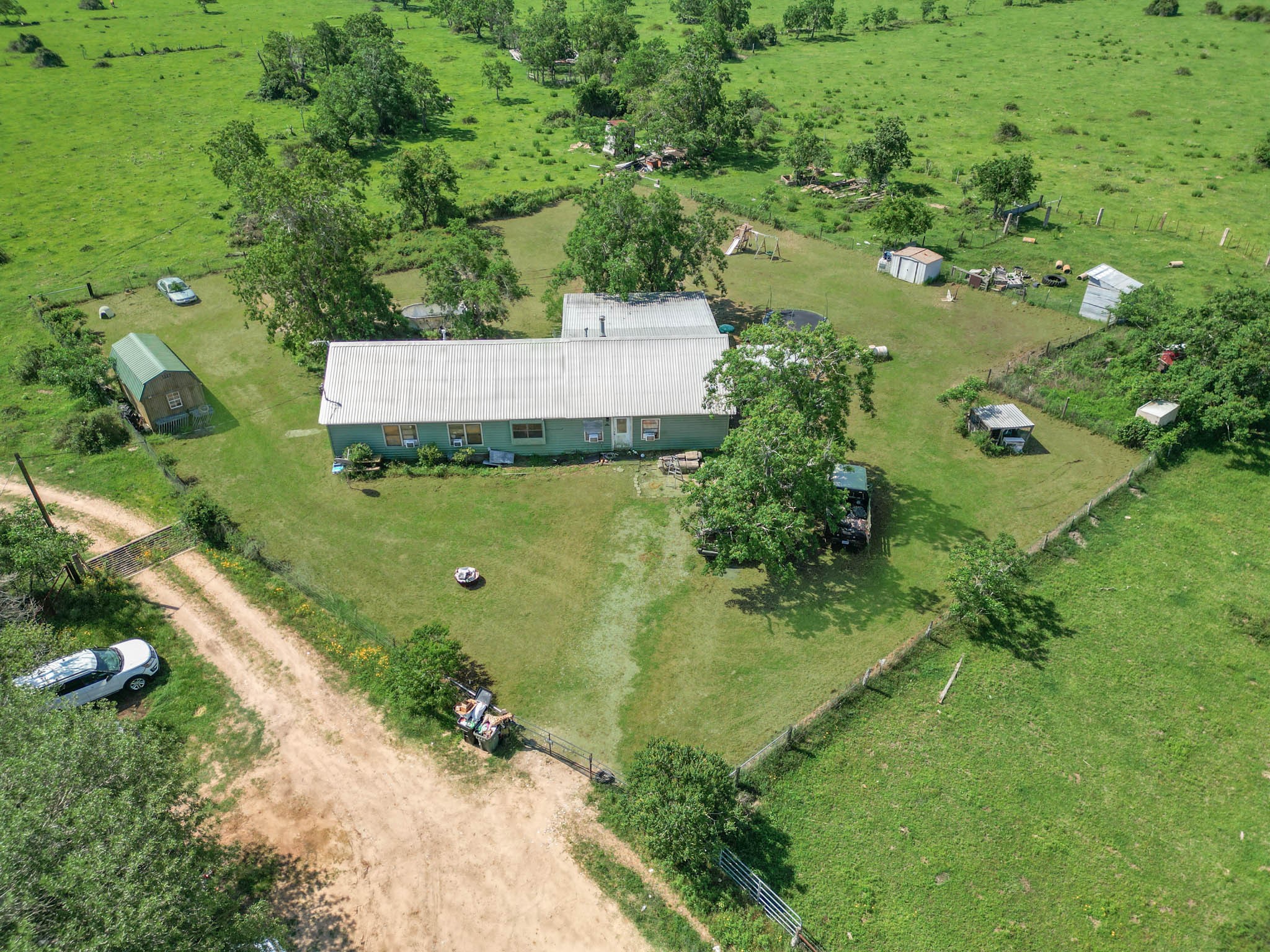 1246 Drymalla Road Cat Spring, TX 78933 - Photo 3 of 38