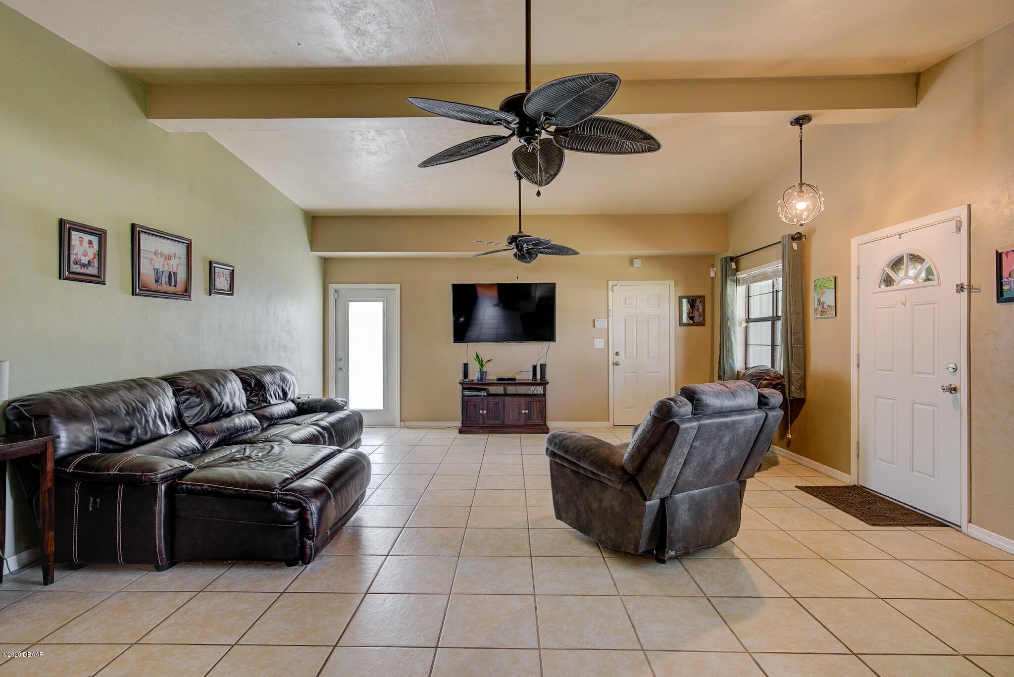 315 McIntosh Road Ormond Beach, FL 32174 - Photo 3 of 30 Living Area a