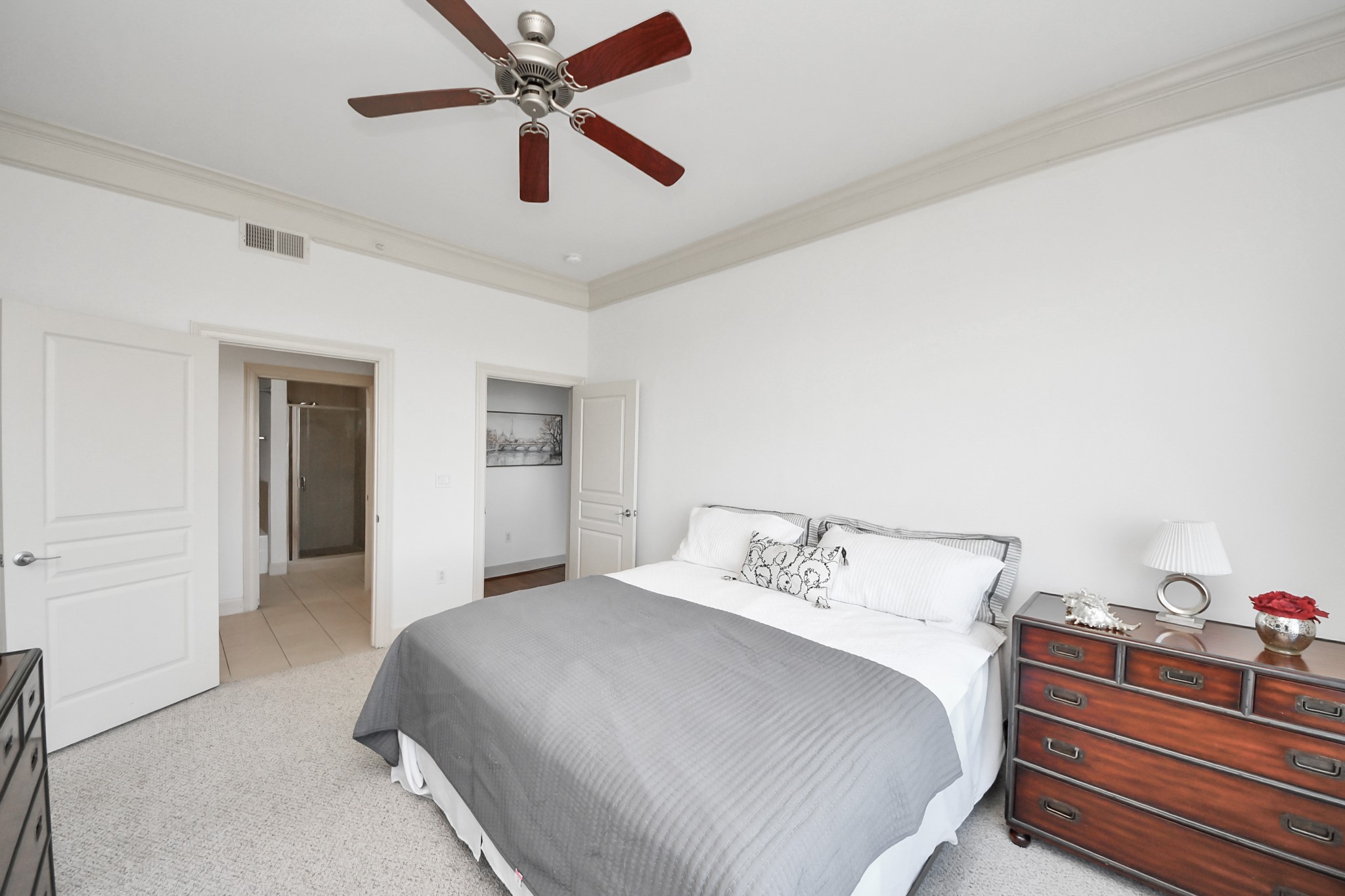 3333 Allen Parkway, Unit 1807 Houston, TX 77019 - Photo 14 of 25