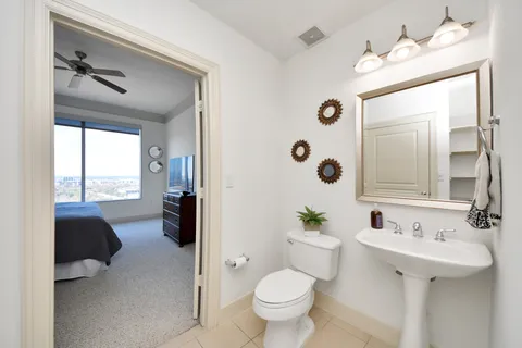 $399,900 | 3333 Allen Parkway, Unit 1807, Houston, TX 77019