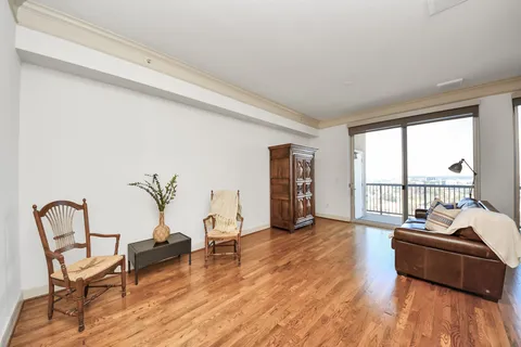 $399,900 | 3333 Allen Parkway, Unit 1807, Houston, TX 77019