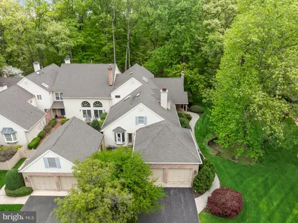 $975,000 | 465 Windrow Clusters Drive, Moorestown, NJ 08057