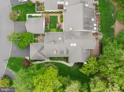 $975,000 | 465 Windrow Clusters Drive, Moorestown, NJ 08057