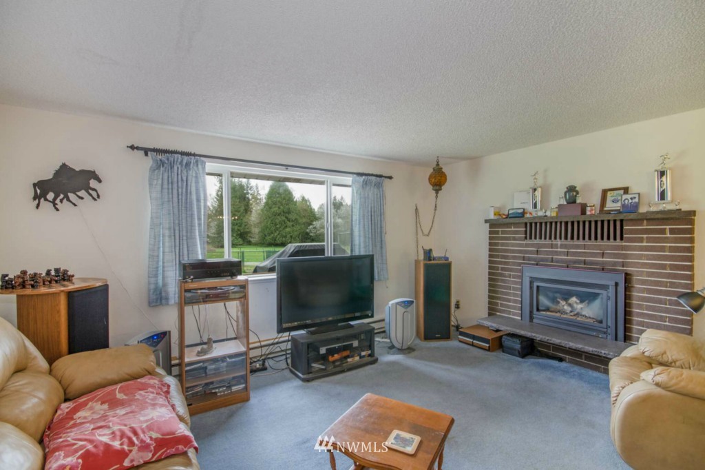 22388 Prairie Road Sedro-Woolley, WA 98284 - Photo 6 of 21 Gallery Image 6